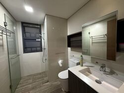 Lakeville (D22), Condominium #452461911